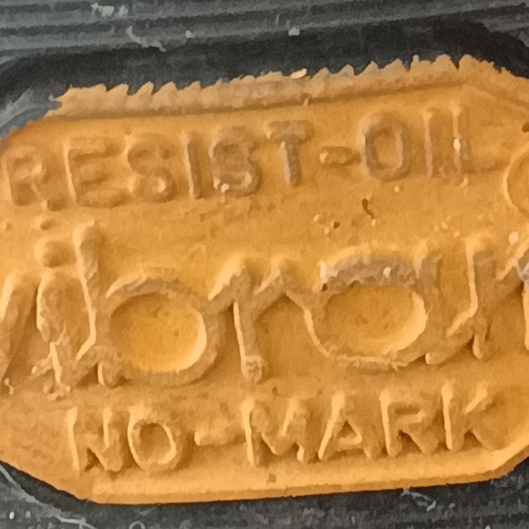 Vibram Orange Sole Logo - Picture 5 of 5